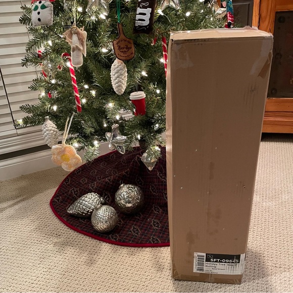 Christmas Tree Storage Bag•NIB•Rolling Heavy Duty Nylon Bag•2-Way Zip•Up to 10’ - Picture 2 of 10